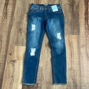 Girls skinny jeans NWT cat and Jack